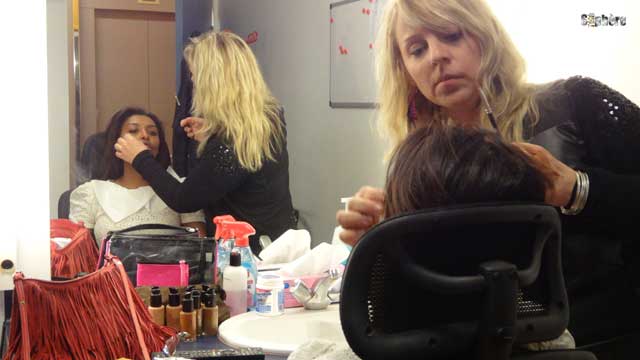 Samira Ibrahim et Caroline Surier au maquillage