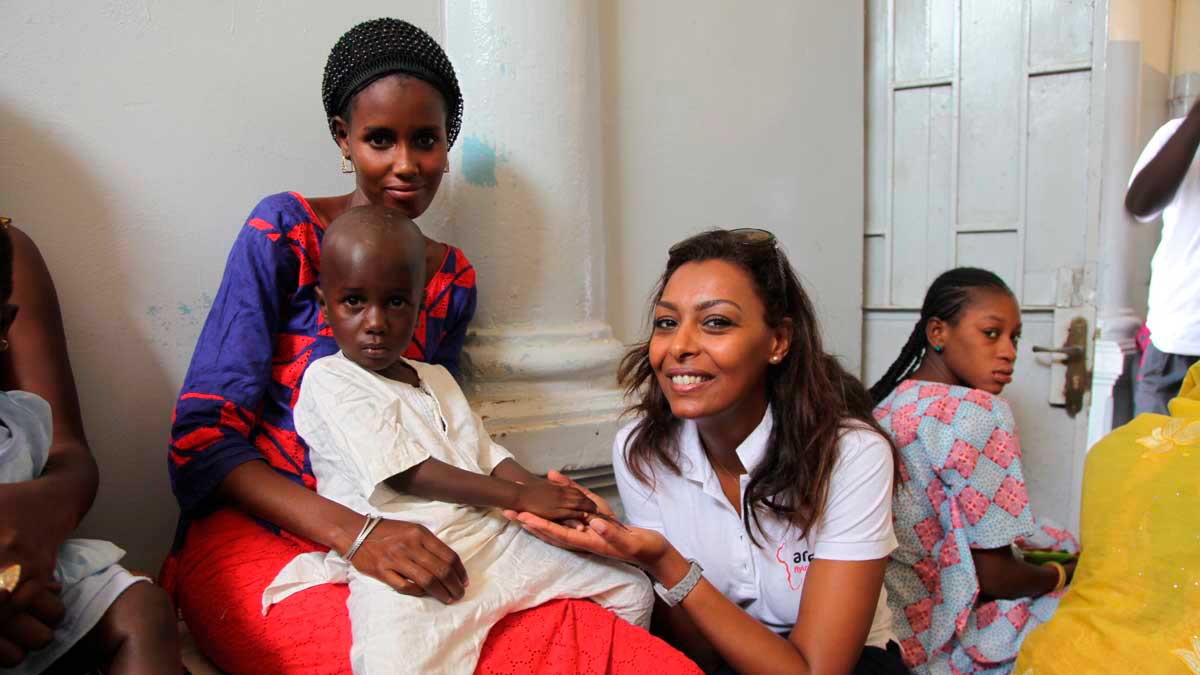 Samira Ibrahim et mamans - maternité tivaouane - crédits Bruno Tocaben - AMREF Flying Doctors