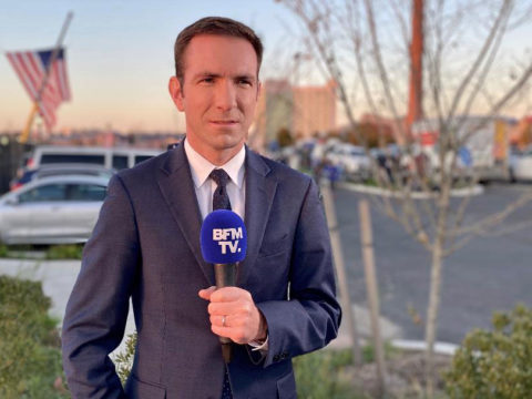 Cédric Faiche devant le QG de Joe Biden, le 3 novembre - telesphere.fr